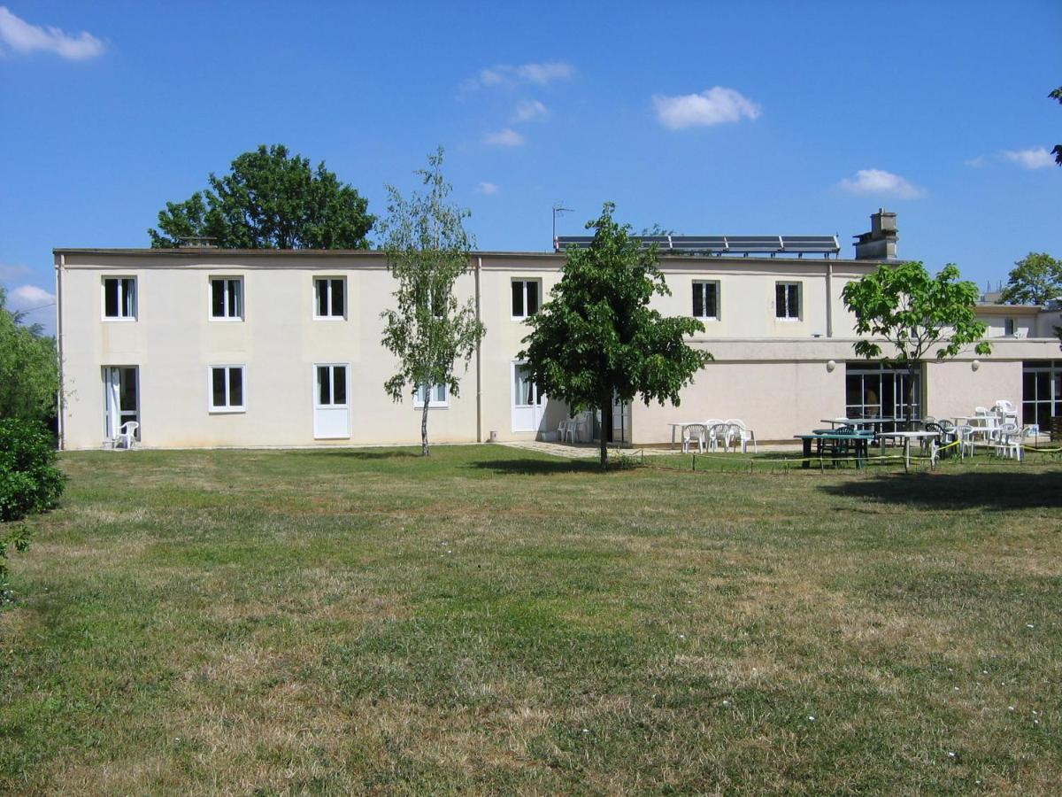 Auberge de jeunesse HI Poitiers Exterior foto